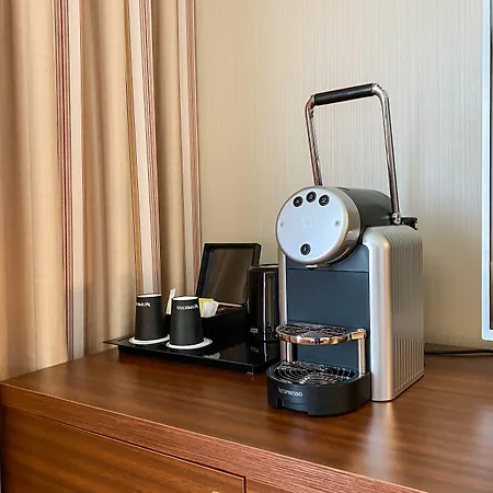 Nash Airport Hotel-3